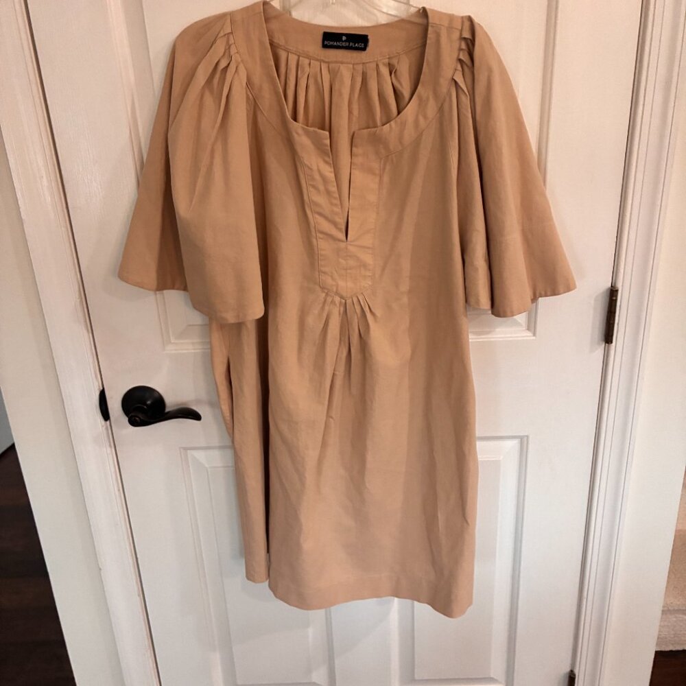 Finley Flutter Sleeve dress- Tuckernuck- Kacki - Picture 3 of 4